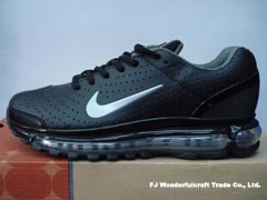 Offering Wide Range of Sport Shoes: Nike, Adidas, Puma,etc 